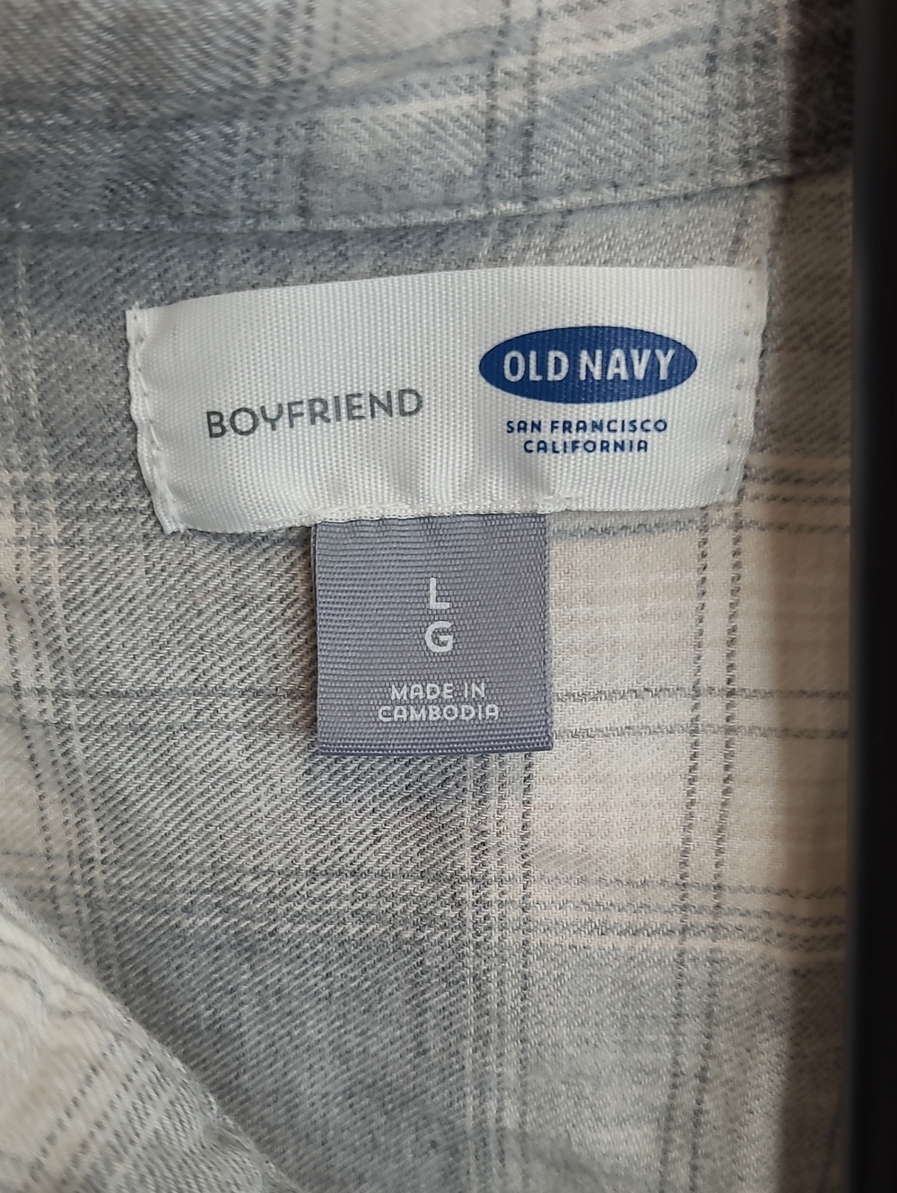Old Navy Grey Plaid Double Pocket Boyfriend Shirt size Large - Picture 3 of 7